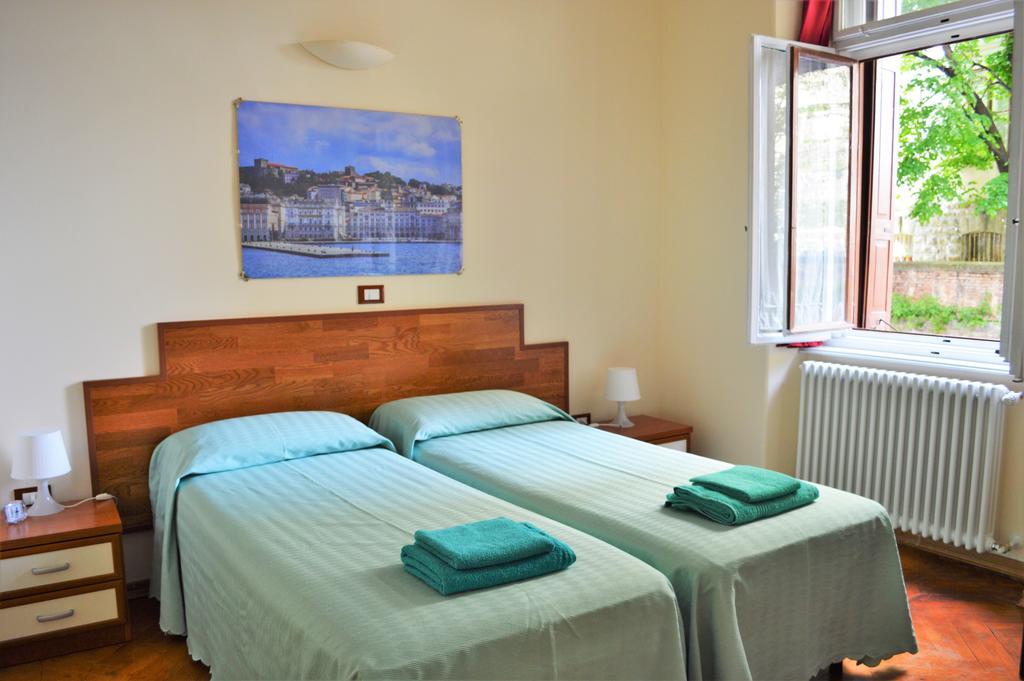 Casa Vacanza Tigor Triëst Buitenkant foto